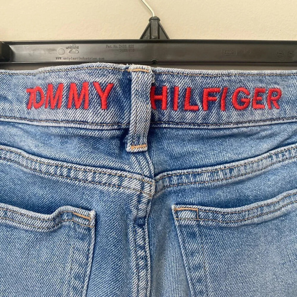 Tommy Hilfiger Denim Women's 6 Embroidered Distressed Raw Hem Stretch Blue Jeans - Picture 15 of 16